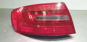 Audi A4 Allroad Aizmugurējais lukturis virsbūvē 8K9945095D