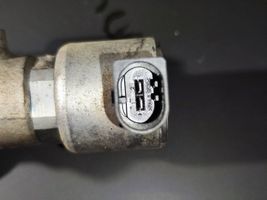 Mercedes-Benz Sprinter W906 Distributore del carburante agli iniettori R9144Z240A