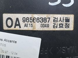 Daewoo Matiz Compteur de vitesse tableau de bord 96566387