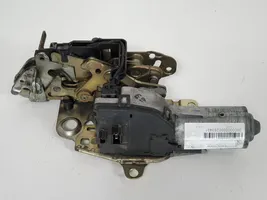 Mercedes-Benz E W210 Blocco chiusura del portellone 0390201678