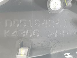 Dacia Duster Osłona dźwigni hamulca ręcznego skóra / tkanina D65164341