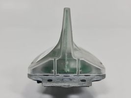 Mercedes-Benz C W202 Radion antenni 1682708