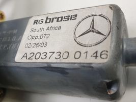 Mercedes-Benz C W203 Elektryczny podnośnik szyby drzwi tylnych A2037300146