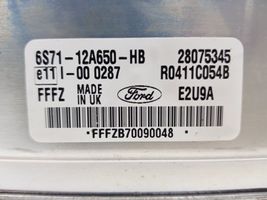 Ford Mondeo Mk III Calculateur moteur ECU 6S7112A650HB