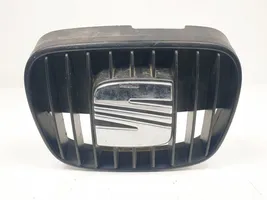 Seat Arosa Grille de calandre avant 6H0853668