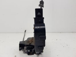 Volvo V50 Zamek drzwi przednich 30699793