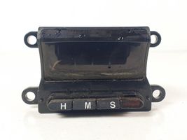 SsangYong Rexton Monitori/näyttö/pieni näyttö 8111008010