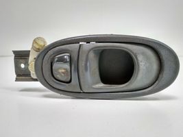 Hyundai Accent Front door interior handle 