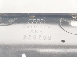Audi A4 S4 B5 8D Blocco chiusura del portellone 220299