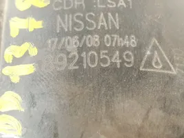 Nissan NP300 Etusumuvalo 89210549