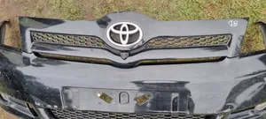 Toyota Avensis Verso Paraurti anteriore 