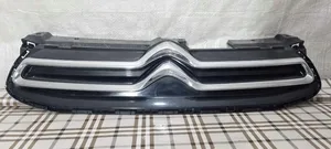 Citroen C1 Maskownica / Grill / Atrapa górna chłodnicy 