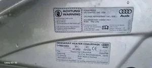 Audi Q7 4L Vano motore/cofano 