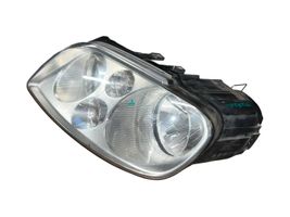 Volkswagen Touran I Lampa przednia 084411172L