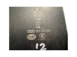 Audi A4 S4 B7 8E 8H Lampa tylna 8E5945096