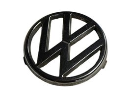 Volkswagen Jetta IV Emblemat / Znaczek 165853601