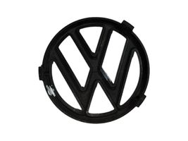 Volkswagen PASSAT B2 Gamintojo ženkliukas 325853601