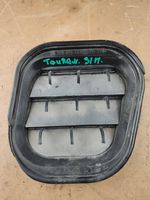 Volkswagen Touran II Quarter panel pressure vent 1t0819466c