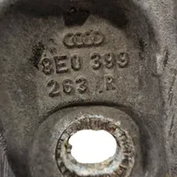 Audi A4 S4 B6 8E 8H Supporto di montaggio scatola del cambio 8E0399263R