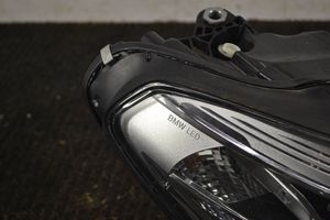 BMW X3 G01 Lampa przednia 8496819