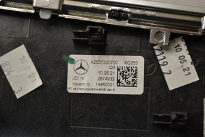 Mercedes-Benz GLC X253 C253 Set di rivestimento del pannello della portiera A2537301001