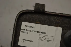 BMW 7 G11 G12 Inne elementy wykończenia bagażnika 7344691