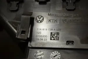 Volkswagen ID.4 Dysze / Kratki środkowego nawiewu deski rozdzielczej 11a819728a