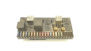 Audi 80 90 S2 B4 Module de fusibles 443941822A