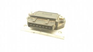Audi 80 90 B2 Ignition amplifier control unit 211905351