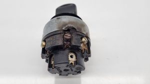 Mercedes-Benz COMPAKT W115 Interruptor de luz 8432