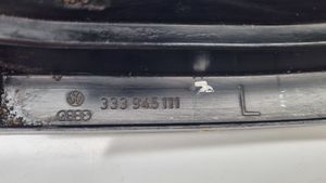 Volkswagen PASSAT B3 Lampa tylna 333945111