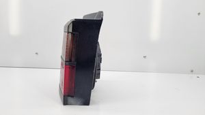 Volkswagen PASSAT B3 Lampa tylna 333945111