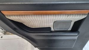 Audi 80 90 B3 Rivestimento del pannello della portiera posteriore 895867035F