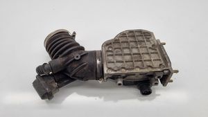 BMW 3 E36 Misuratore di portata d'aria 8353810