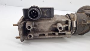 BMW 3 E36 Misuratore di portata d'aria 8353810