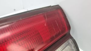 Nissan Maxima Lampy tylnej klapy bagażnika 4738B