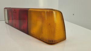 Volkswagen Santana Lampa tylna 325945112A