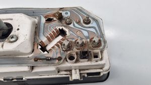 Opel Kadett E Compteur de vitesse tableau de bord 93154697SJ