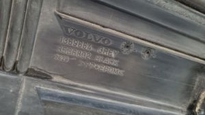 Volvo 940 Бампер 1369664