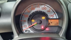 Toyota Aygo AB10 Tachimetro (quadro strumenti) 838000H061