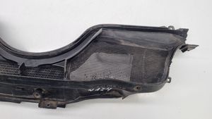 Mercedes-Benz E W124 Rivestimento del tergicristallo 1246203078