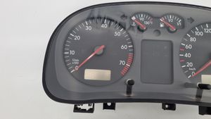 Volkswagen Golf IV Compteur de vitesse tableau de bord 1J0919881B