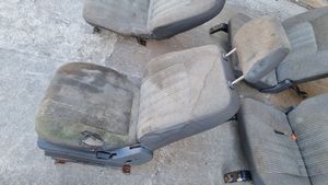 Nissan Patrol Y60 Juego del asiento 