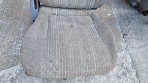 Nissan Patrol Y60 Juego del asiento 