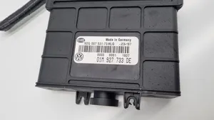 Volkswagen Golf III Module de contrôle de boîte de vitesses ECU 01M927733DE