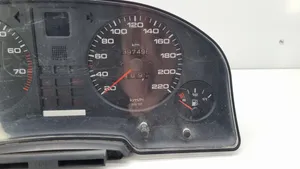 Audi 80 90 B3 Compteur de vitesse tableau de bord 893919067AP