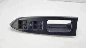 Volkswagen Cross Touran I Schalter el. Fensterheber 1K4959857B