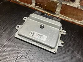 Nissan Qashqai Komputer / Sterownik ECU silnika MEC940-240