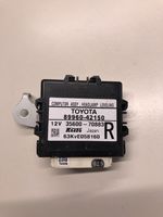 Toyota RAV 4 (XA40) Module d'éclairage LCM 8996042150