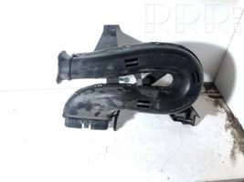 Peugeot 5008 Boîtier de filtre à air 9813931780